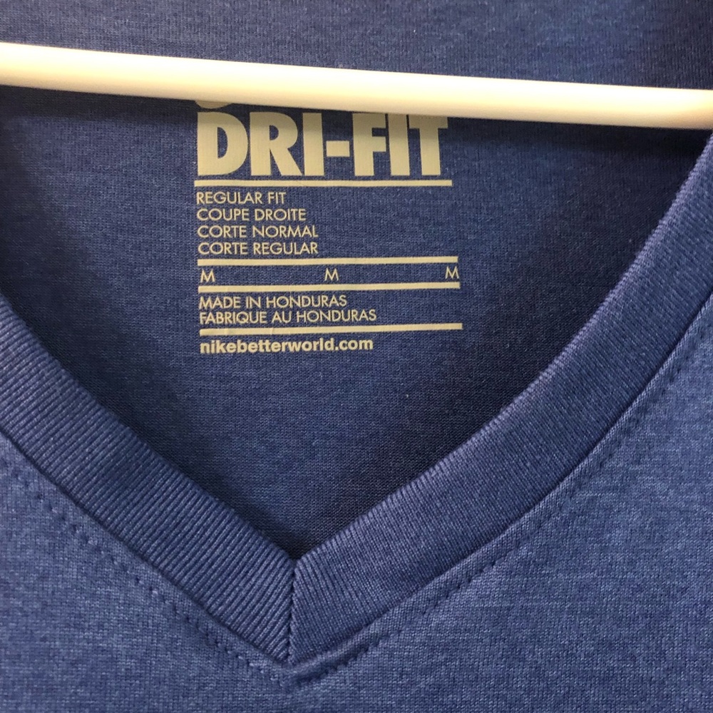 Nike Dri-Fit regular Tee - Picture 2 of 2